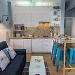 Appartement Coralblu, Stylish Beachside Flat - Fast Wi-fi