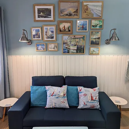 Coralblu, Stylish Beachside Flat - Fast Wi-fi Armação de Pêra