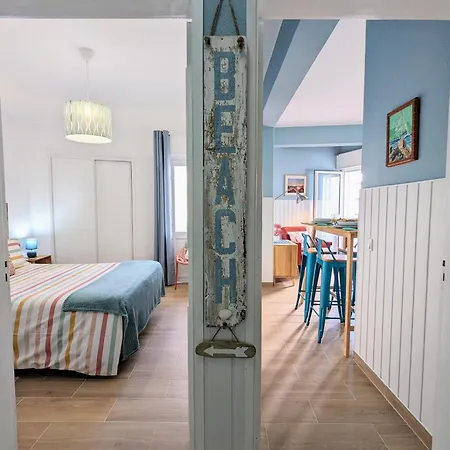 アパート Coralblu, Stylish Beachside Flat - Fast Wi-fi *