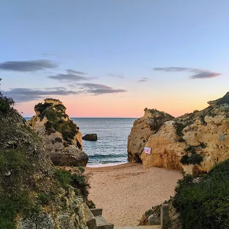 アパート Coralblu, Stylish Beachside Flat - Fast Wi-fi *